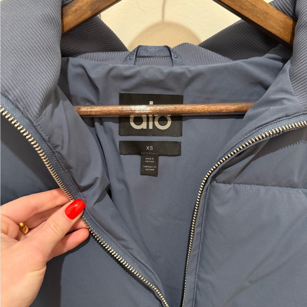 NWT ALO CAPTIVATE PUFFER JACKET - Picture 6 of 9